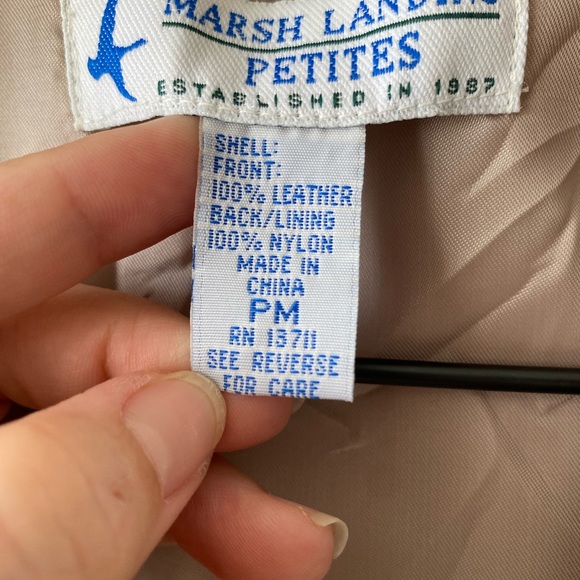 Suede vest - Picture 7 of 7